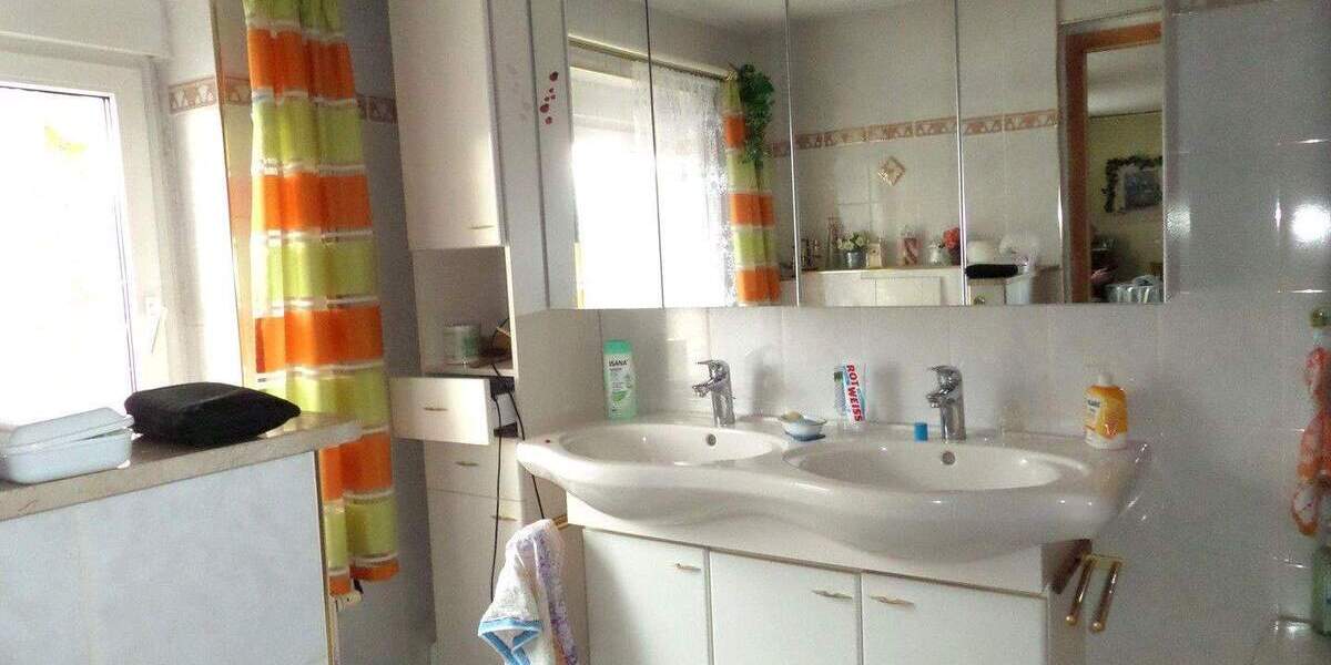 Einfamilienhaus Bernsdorf OT Grabe Großgrabe - 7 Zimmer, 219 m&sup2;, 249.900&euro; | Angebot:25823329