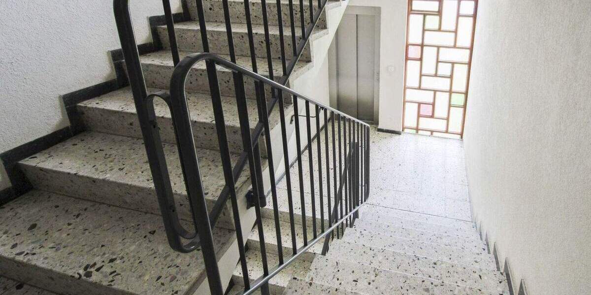 Sehr schön geschnittene 2-ZW mit TG-Stellplatz und Balkon in Fürth 2 zimmer