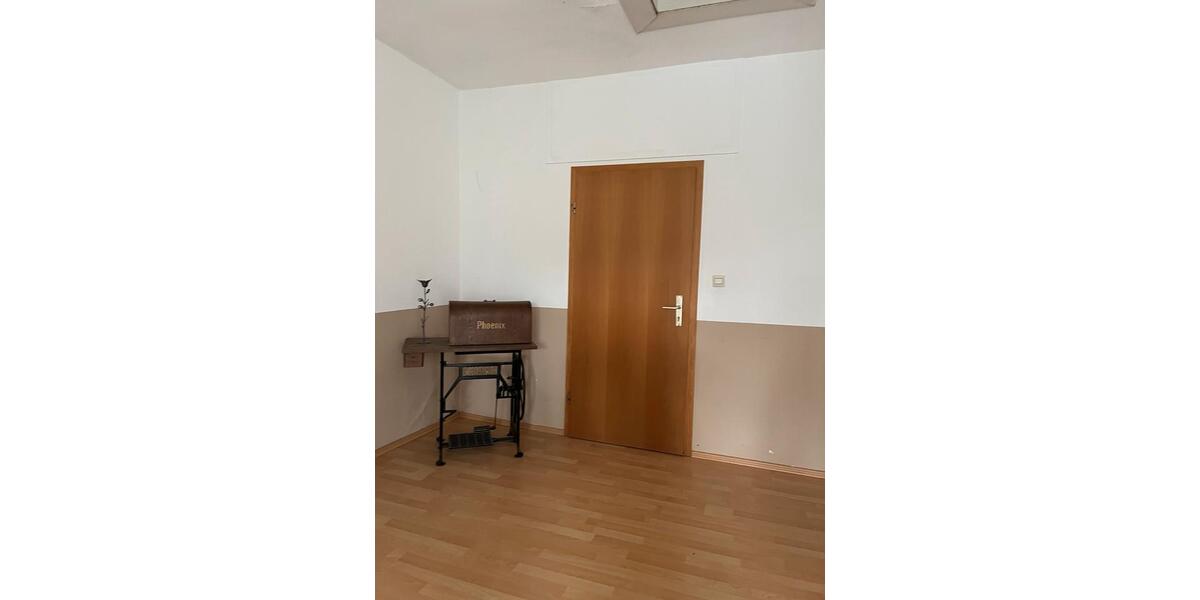 Dachgeschoßwohnung Stemwede - 3 Zimmer, 79 m&sup2;, 510&euro; | Angebot:25852035
