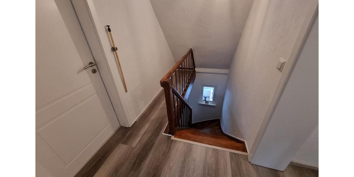 Einfamilienhaus Gronau (Leine) - 7 Zimmer, 145 m&sup2;, 379.000&euro; | Angebot:26638324