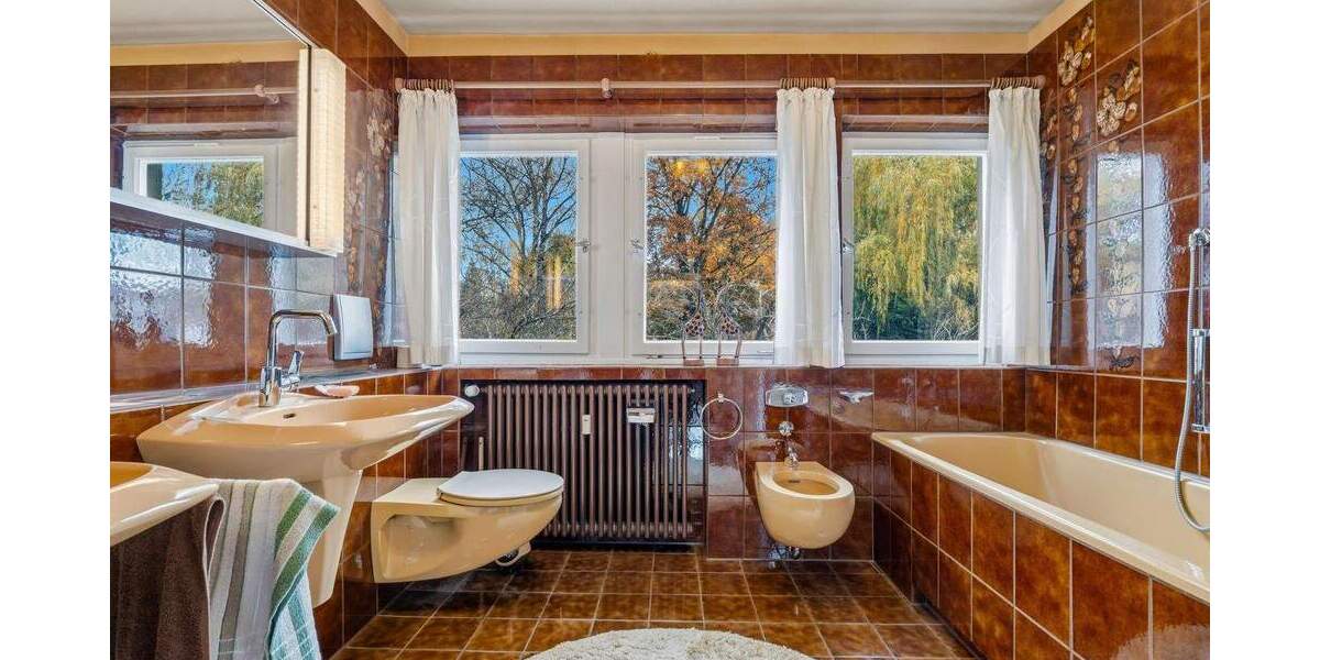 Einfamilienhaus Konstanz Staad - 1 Zimmer, 293 m&sup2;, 2.300.000&euro; | Angebot:25428935