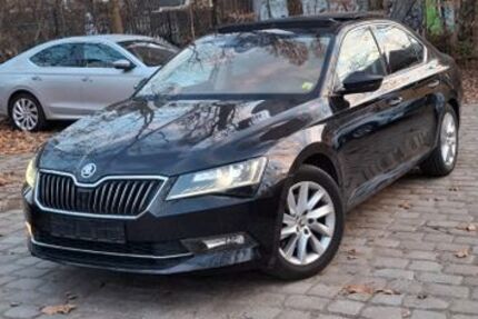 Skoda Superb 174.000 km 13.000 &euro; Blankenfelde-Mahlow 15831