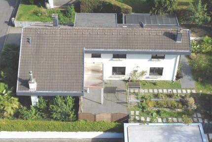 Großzügiges Zweifamilienhaus in Königswinter - Ideal für Familien und Mehrgenerationshaus 9 zimmer