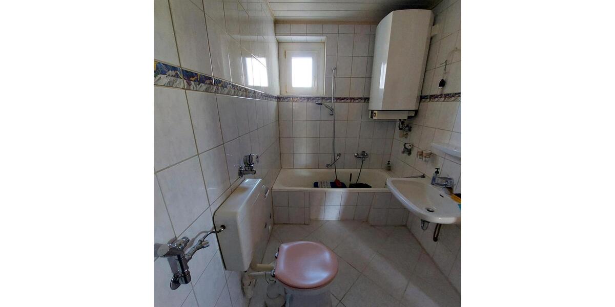 Etagenwohnung Amberg - 3.5 Zimmer, 82 m&sup2;, 205.000&euro; | Angebot:26539547