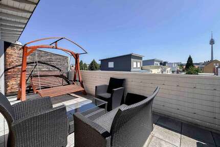 Haus zum Kaufen in Nürnberg 650.000 € 144.06 m² 4 zimmer