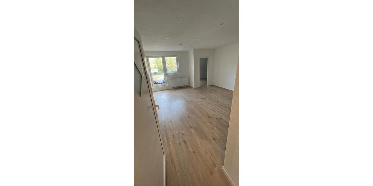 Etagenwohnung Illingen - 2 Zimmer, 35 m&sup2;, 460&euro; | Angebot:24739326