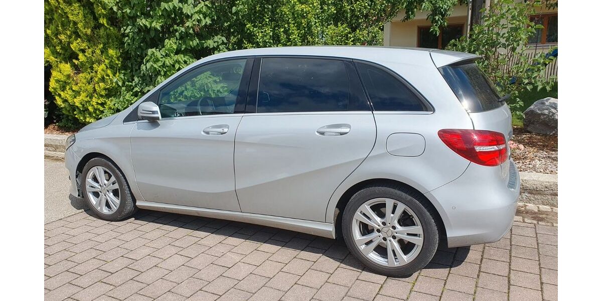 Mercedes-Benz B 220 87.500 km 17.199 &euro; Berkheim 88450