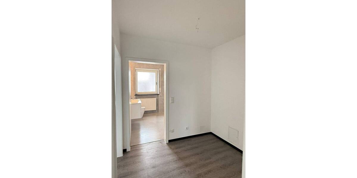 Gewerbeobjekt Weiden in der Oberpfalz Mooslohe - 3 Zimmer, 50 m&sup2;, 168.000&euro; | Angebot:25996190