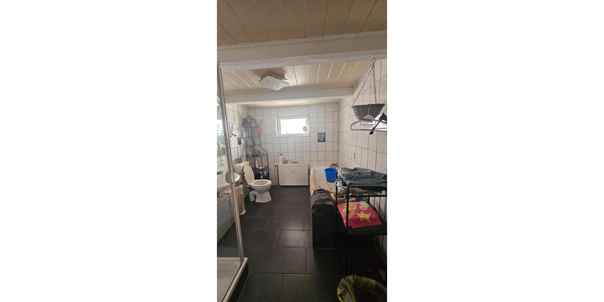 Erdgeschoßwohnung Iserlohn Sümmern - 5 Zimmer, 130 m&sup2;, 600&euro; | Angebot:26414563