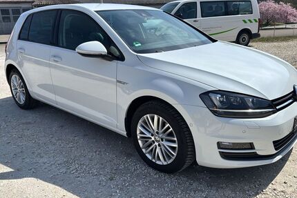 VW Golf 101.000 km 12.200 &euro; Königsbronn 89551