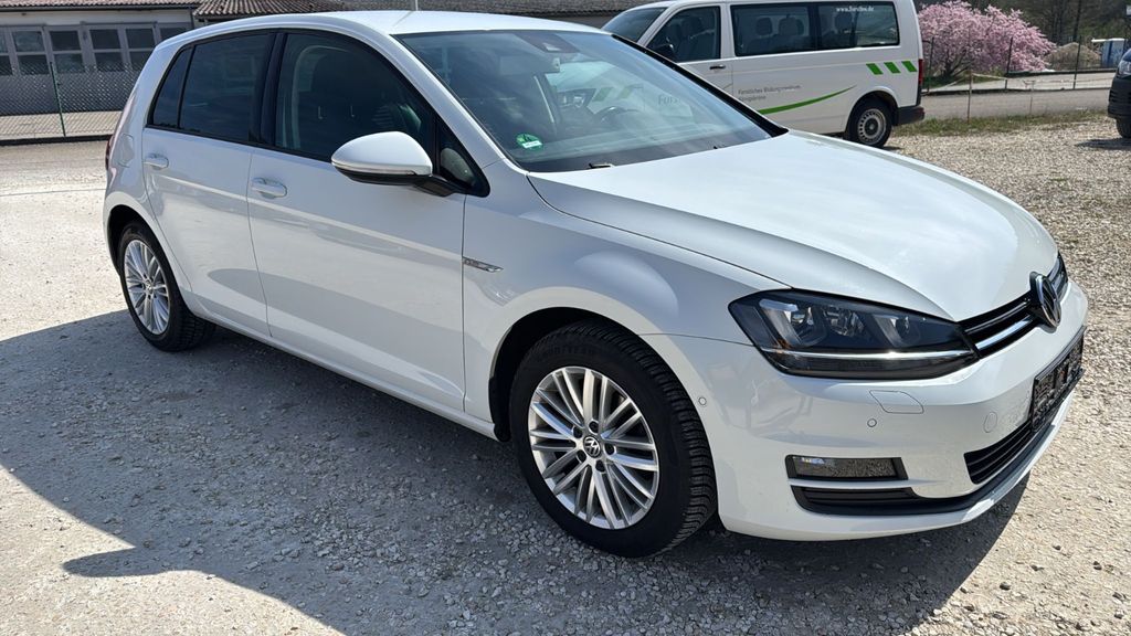 VW Golf 101.000 km 12.200 &euro; Königsbronn 89551