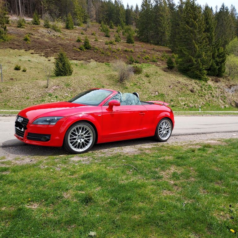 TT