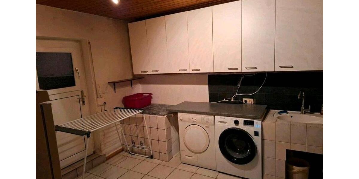 Einfamilienhaus Wesselburen - 3 Zimmer, 110 m&sup2;, 150.000&euro; | Angebot:25980232