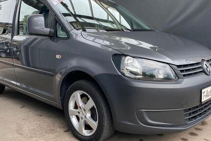 VW Caddy 81.512 km 14.400 &euro; Dessau-Roßlau 06847