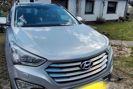 Hyundai Grand Santa Fe 165.000 km 12.490 &euro; Königs Wusterhausen 15712