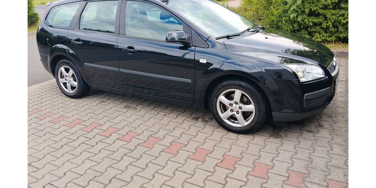 Ford Focus 191.000 km 2.800 &euro; Fürth 90768