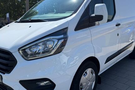 Ford Transit Custom 149.988 km 15.900 &euro; Fürth 90763