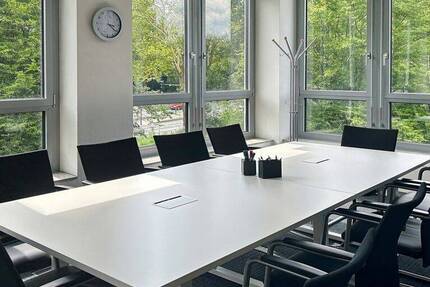 Privater Büroraum für 4 Personen 20 sqm in HQ Ruhrallee zimmer