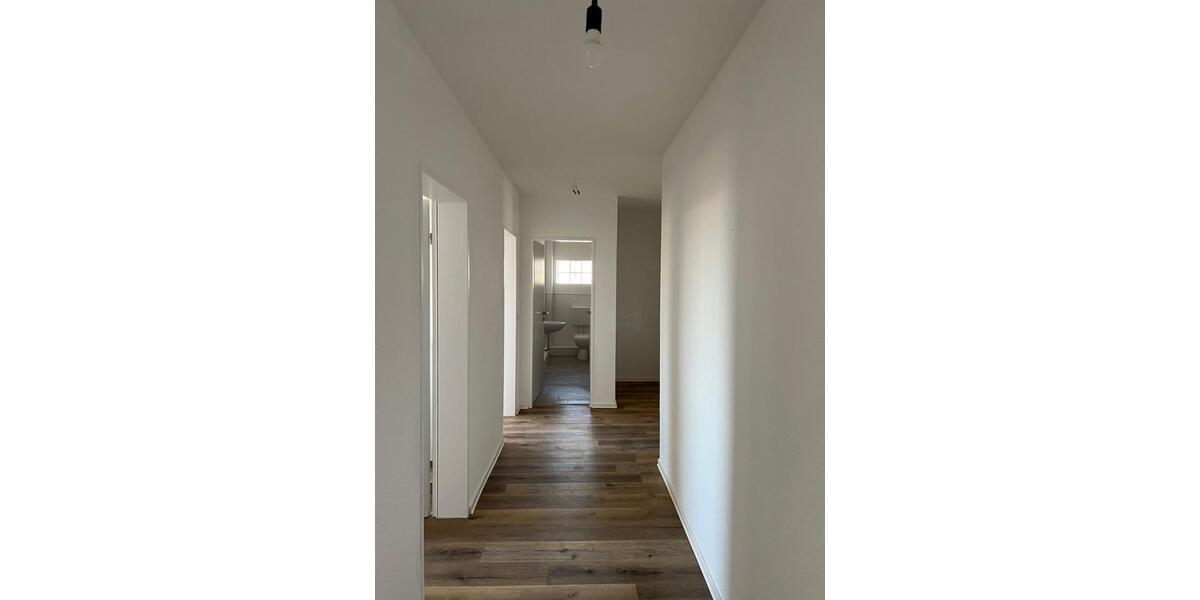 Etagenwohnung Tastrup - 3 Zimmer, 100 m&sup2;, 668&euro; | Angebot:25789708