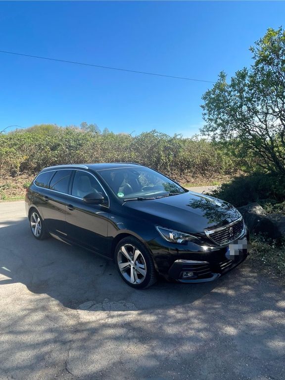 Peugeot 308 54.904 km 16.700 € Schiffweiler 66578