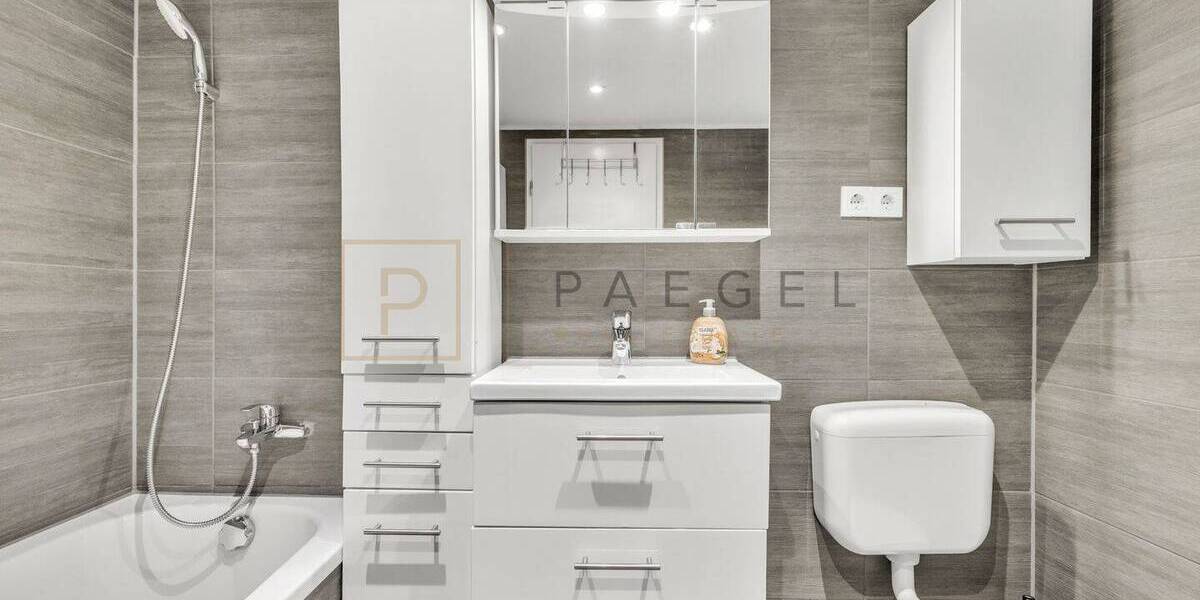 Mehrfamilienhaus, Wohnhaus Berlin Spandau - 3 Zimmer, 63 m&sup2;, 260.000&euro; | Angebot:26308747