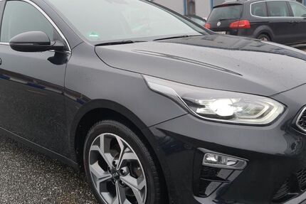 Kia ceed / Ceed 36.000 km 16.999 &euro; Upgant- Schott 26529