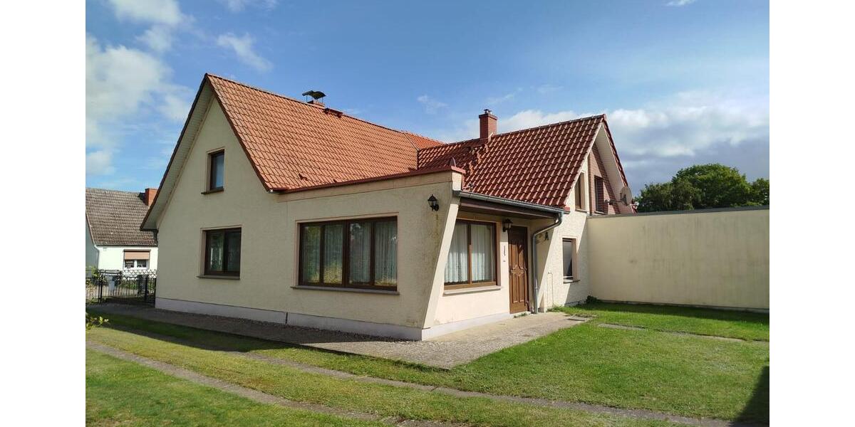 Doppelhaushälfte Plau am See - 3 Zimmer, 100 m&sup2;, 139.000&euro; | Angebot:23356224