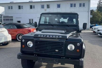 Land Rover Defender 4.990 km 79.900 € Singen 78224