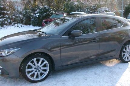 Mazda 3 73.850 km 15.890 &euro; Berlin 13407