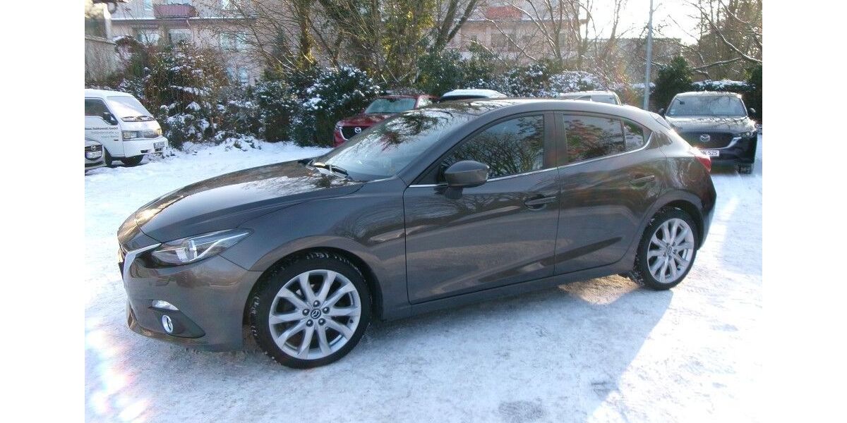 Mazda 3 73.850 km 15.890 &euro; Berlin 13407