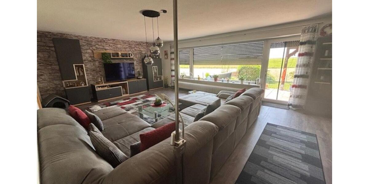 Erdgeschoßwohnung Gerabronn - 6 Zimmer, 140 m&sup2;, 279.000&euro; | Angebot:21271276