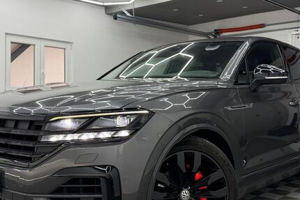 VW Touareg 121.500 km 37.950 &euro; Altdorf 84032