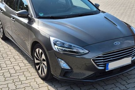 Ford Focus 90.000 km 11.600 &euro; Brunsbek 22946