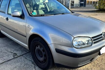 VW Golf 238.000 km 1.299 &euro; Magdeburg 39126