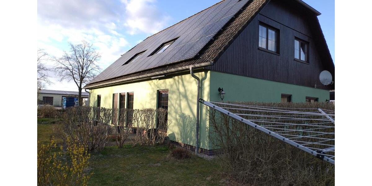 Dachgeschoßwohnung Lindow (Mark) - 3 Zimmer, 90 m&sup2;, 1.100&euro; | Angebot:25960868