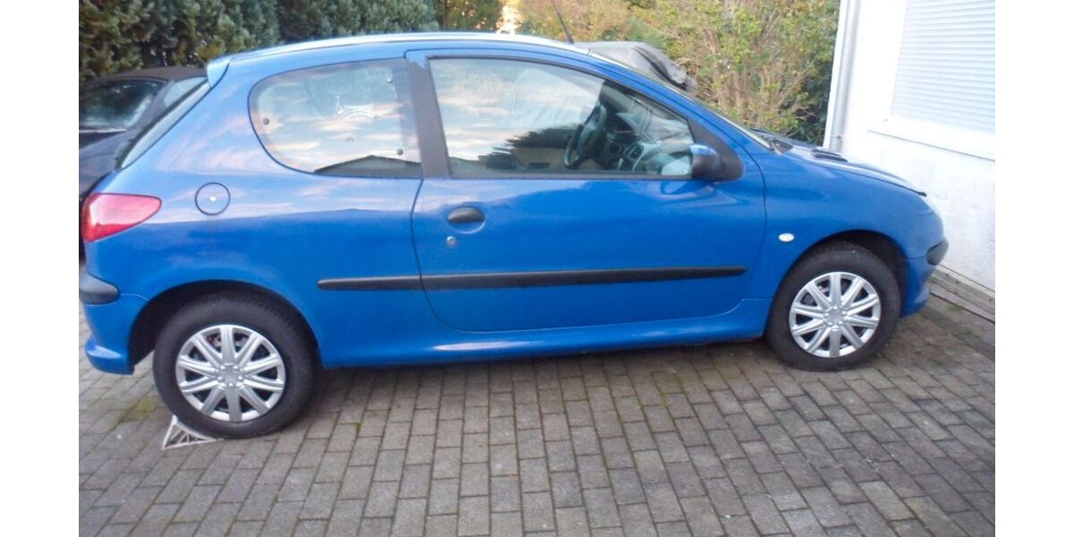 Peugeot 206 82.500 km 950 &euro; Fahrdorf 24857
