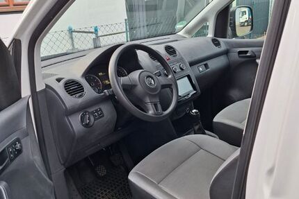 VW Caddy 91.833 km 8.990 &euro; Erlangen 91056