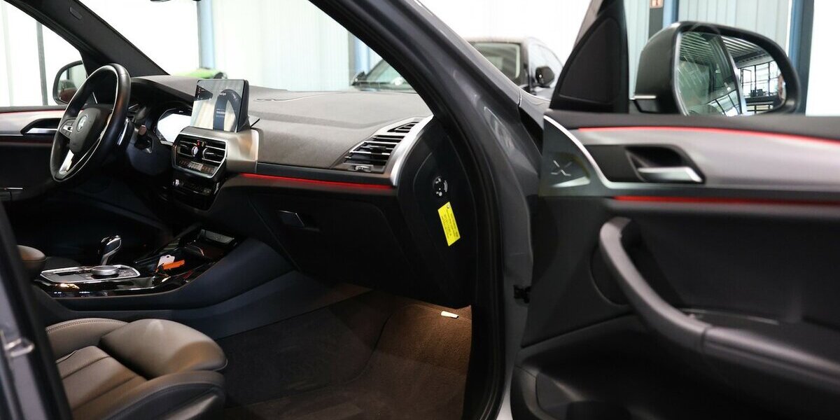 BMW X3 xDrive 30e INNOVATION LASER, HEAD-UP, MEMORY 52.000 km 37.993 &euro; Hamm 59077
