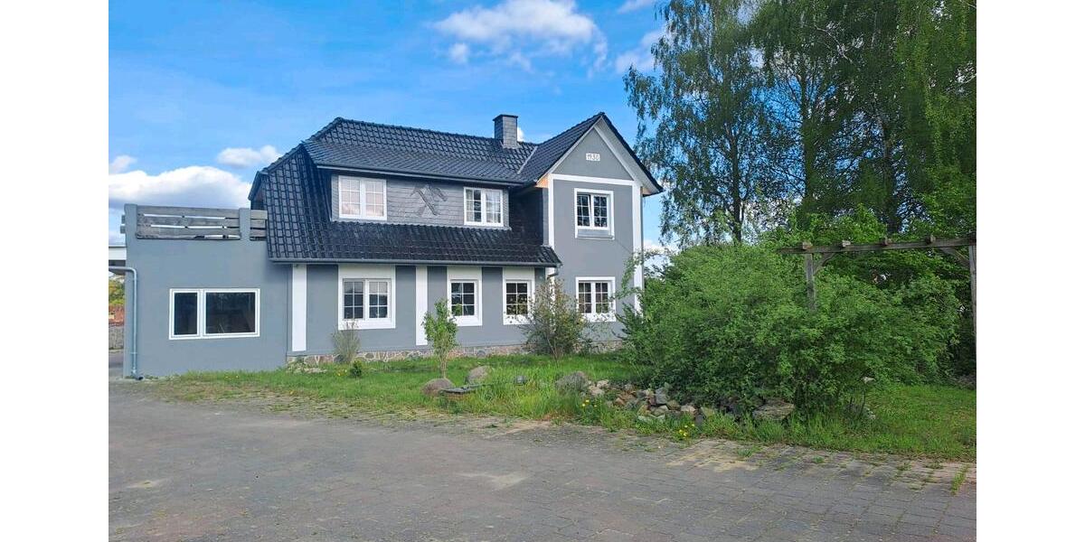 Einfamilienhaus Hagenow - 8 Zimmer, 260 m&sup2;, 495.000&euro; | Angebot:20451254