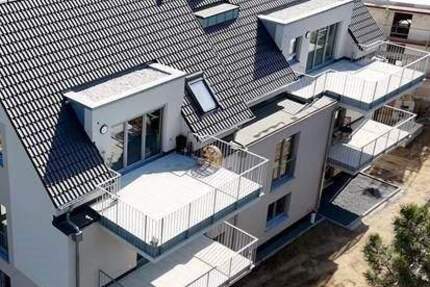 Modern und exklusiv: 3-Zimmer-GartenWohnung in kleiner Wohneinheit – Erstbezug!