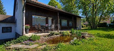 FAMILIENOBJEKT MIT EINLIEGERWOHNUNG UND GARTEN - Einfamilienhaus Schramberg | Angebot:26753871