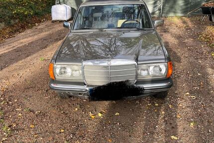 Mercedes-Benz 200 199.500 km 7.700 &euro; Appen 25482