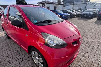 Toyota Aygo (X) 54.000 km 2.850 € Garching bei München 85748