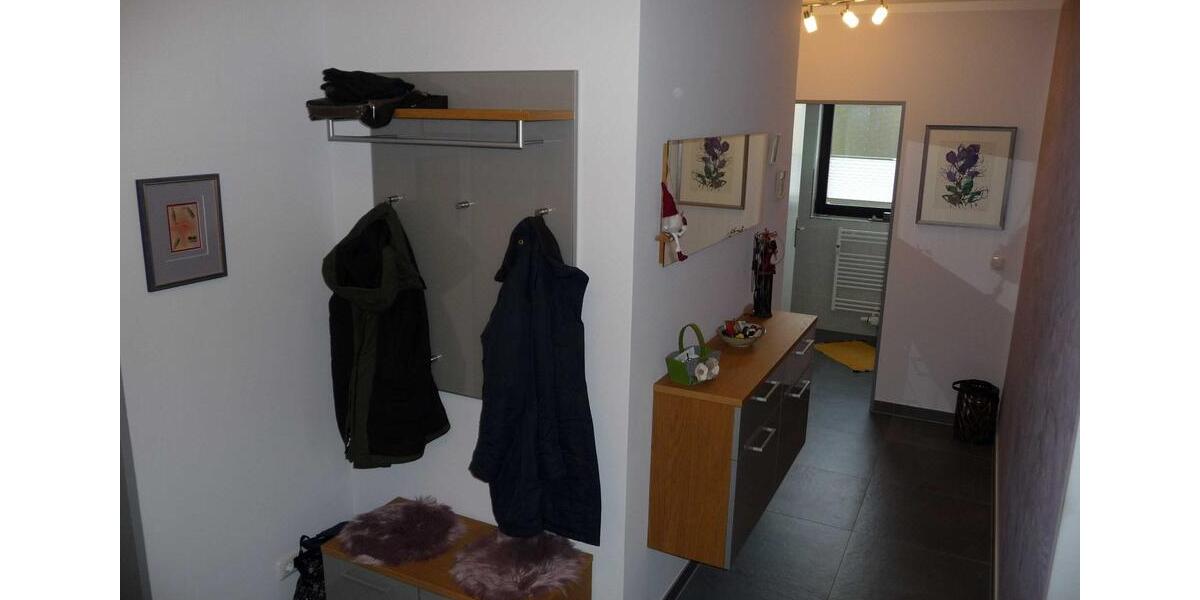 Etagenwohnung Bad Pyrmont - 3 Zimmer, 90 m&sup2;, 250.000&euro; | Angebot:26058978