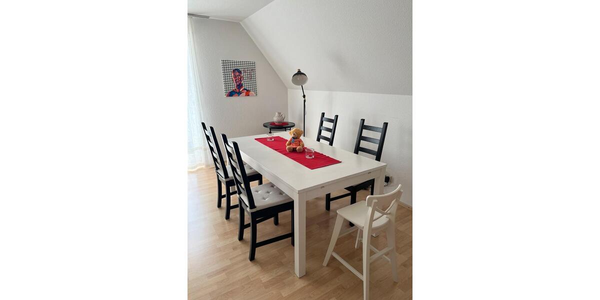 Dachgeschoßwohnung Villingen-Schwenningen Schwenningen - 2 Zimmer, 53 m&sup2;, 85&euro; | Angebot:26398200
