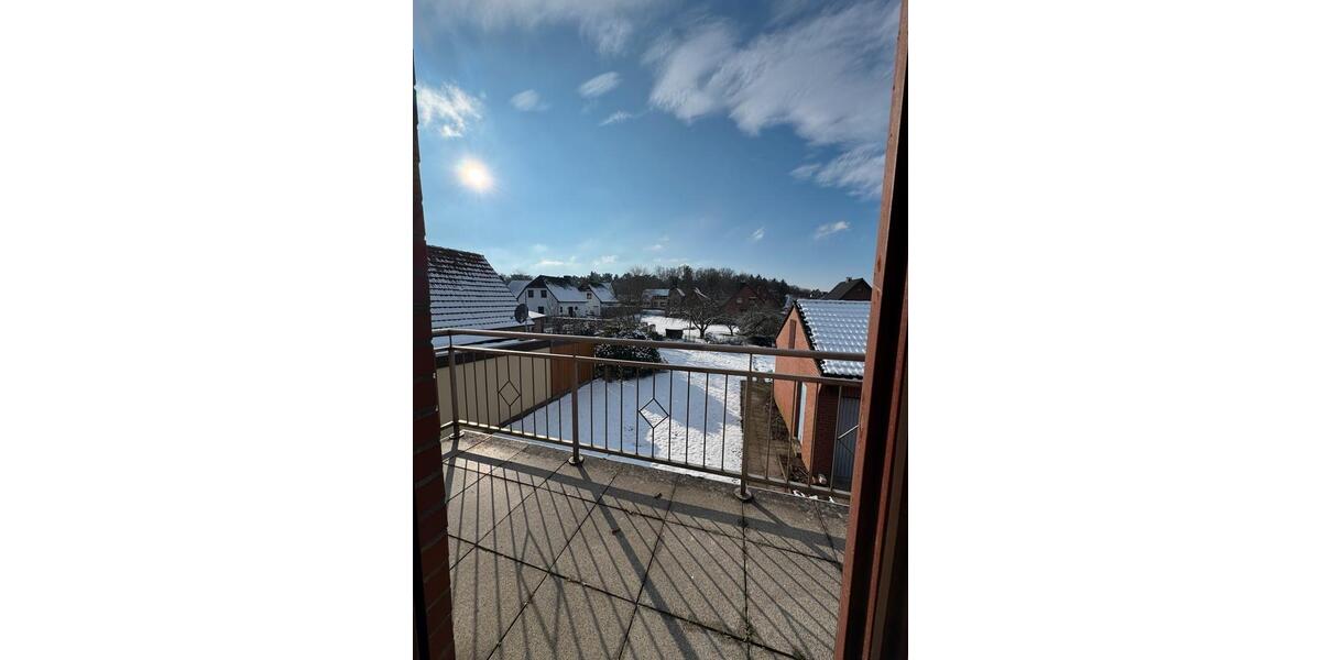 Dachgeschoßwohnung Achim - 5 Zimmer, 104 m&sup2;, 1.150&euro; | Angebot:25994074