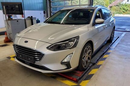 Ford Focus 105.596 km 16.490 € Eitorf 53783