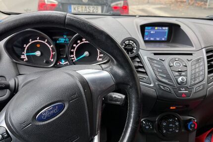 Ford Fiesta 215.000 km 2.990 &euro; Lindau 88131