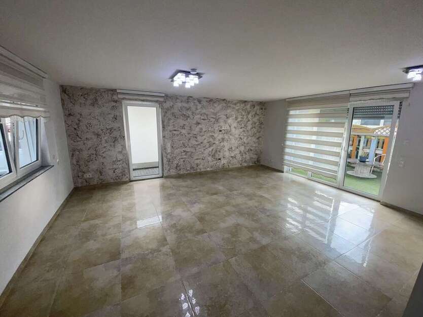 Wohnung zum Kaufen in Troisdorf 365.000 € 92 m²