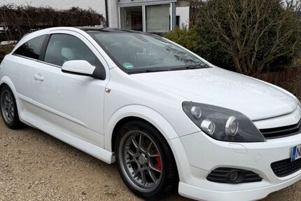 Opel Astra 214.000 km 2.100 &euro; Berg i.d. Opf 92348